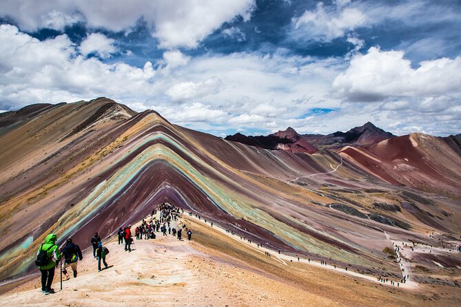 1-day excursion to Color Mountain and Red Valley (Optional) - Food, comfort, and what to bring
