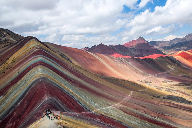 1-day excursion to Color Mountain and Red Valley (Optional) - A demanding hike at 5,020 meters