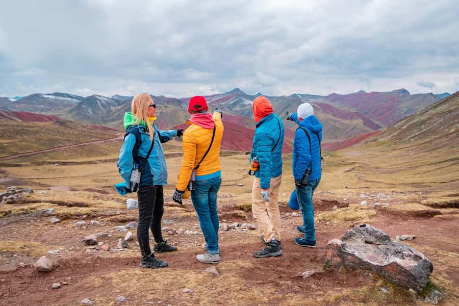 1-day excursion to Palcoyo Mountain + Breakfast and Lunch - A 4:00 a.m. pickup and the long road south
