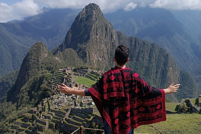 2-Day Guided Tour to Machu Picchu by Train - Day one: Cusco to Ollantaytambo at 10:00 am