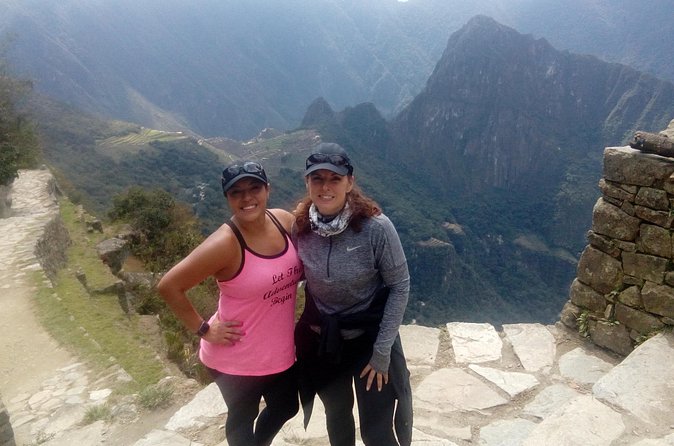 2 Day Hiking Short Inca Trail to Machu Picchu - Guides can make or break the day