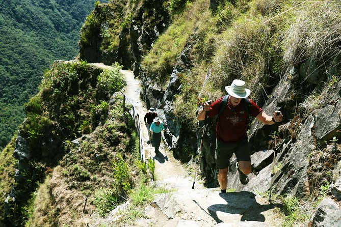 2-Day Inca Trail to Machu Picchu with Panoramic Train - Wiñay Wayna, steep steps, and a well-timed lunch