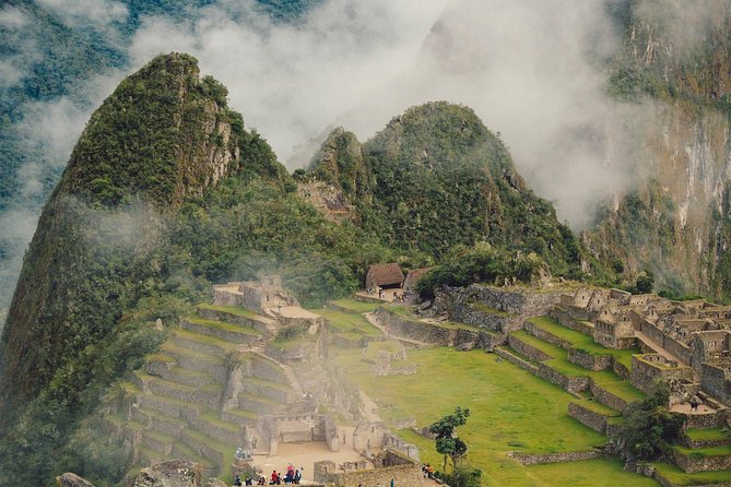 2-Day Machu Picchu and Rainbow Mountain Tour (Small group or Private) - Two hours inside Machu Picchu