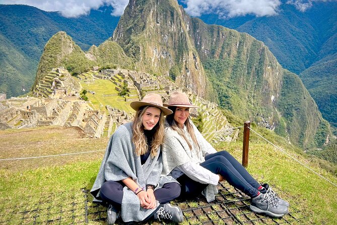 2-Day Machu Picchu Tour by train from Cusco ( All included ) - Entering Machu Picchu by bus