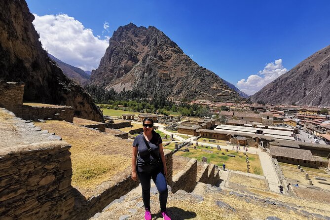 2 Day Tour: Sacred Valley Cultural and Machu Picchu by train - Lunch in Urubamba, at your own expense