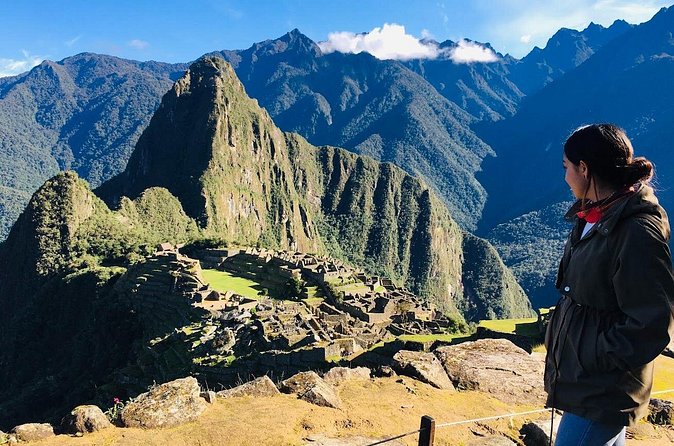 2 Day Tour to Machupicchu by Minivan - The 4:00 am start and climb to Machu Picchu