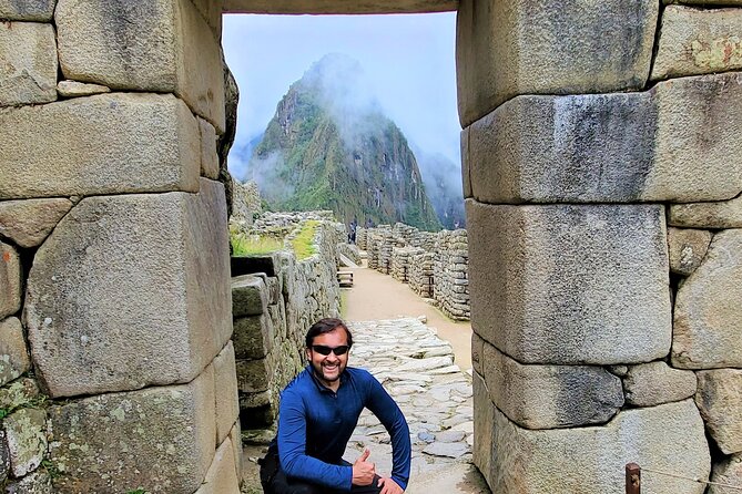 2D1N Sacred Valley of the Incas, Peruvian Cuisine, and Machu Picchu Tour - The early bus to Machu Picchu