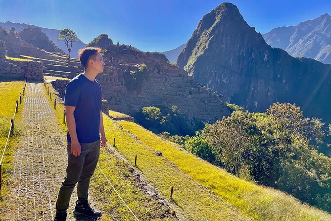 2D1N: Sacred Valley Tour and Machupicchu by Train - Salinas de Maras and thousands of working salt pans