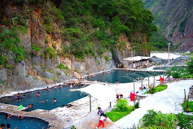 4-Day Inca Jungle Tour: Machu Picchu Biking, Rafting, and Zipline - Group size, guides, and the feel of the trip