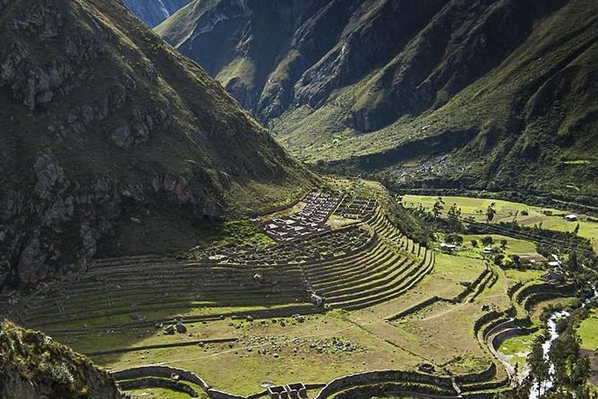 4-Day Inca Trail Tours to Machu Picchu - Day two: the 4,200-meter test
