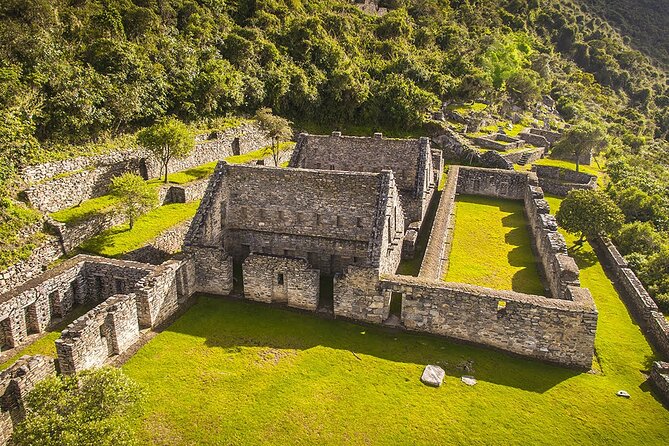 4 Days Guided Tour in Choquequirao Peru - Day two: the hard climb to Choquequirao