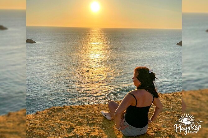 4 Hrs GOLDEN SHADOWS TREK in Paracas National Reserve - A sunset from below the cliffs
