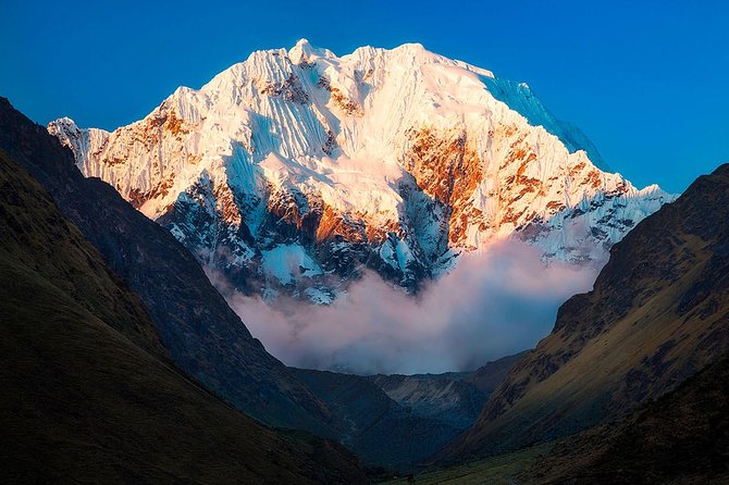 5-Day All-Inclusive Salkantay Trek To Machu Picchu - Day 3: Waterfalls, farms, and coffee country