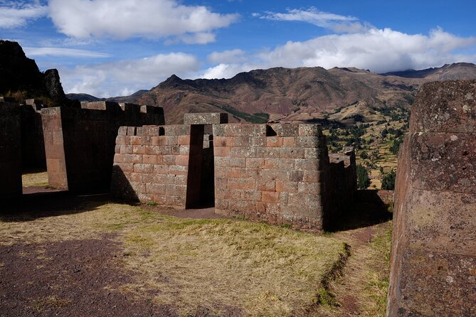 7-Day New Dawn in Machu Picchu: Lima, Cusco & Sacred Valley - Day 4: Pisac, Inkariy, and daily life in the Sacred Valley