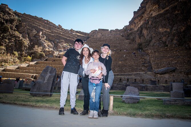 7-Day Tour from Cusco with Machu Picchu and Rainbow Mountain - Guides, drivers, and the changing group setup