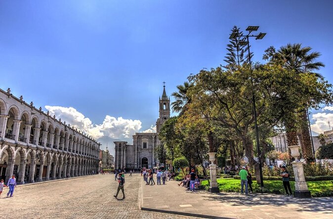 A 3-hour Guided Food Tour with 4 Iconic Restaurants of Arequipa - Key things to know before booking