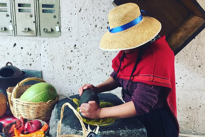 A 3-hour Guided Food Tour with 4 Iconic Restaurants of Arequipa - Santa Catalina: a historic backdrop to the meal