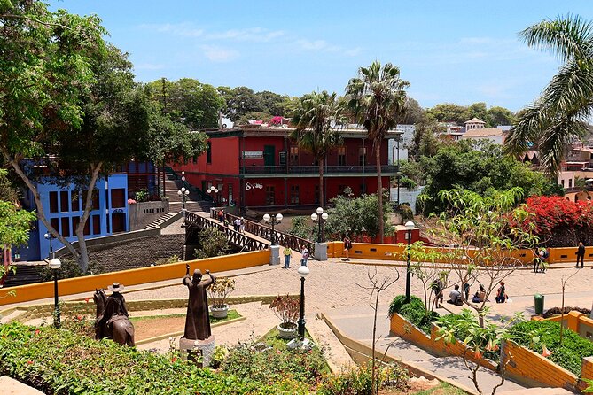 All-Inclusive Highlights of Lima Tour - Lunch and the move to Miraflores