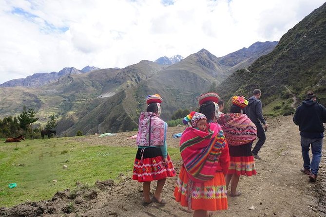 Andean Overnight - From Ollantaytambo to the Patacancha Valley