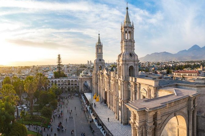 Arequipa and Secret Bars - Seeing alpaca fiber from fleece to fabric