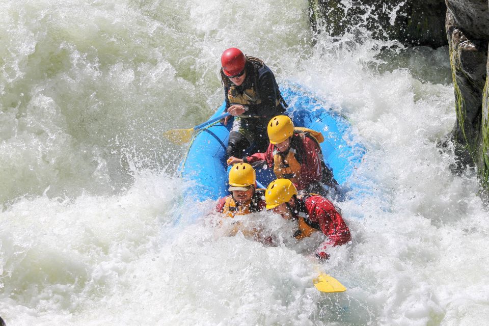 Arequipa: Chili River Rafting - Volcanic rock, terraces, and open views