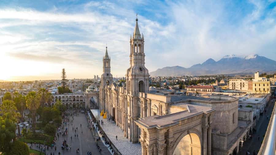 Arequipa: City and Countryside Panoramic Bus Tour - What this half-day tour is really for