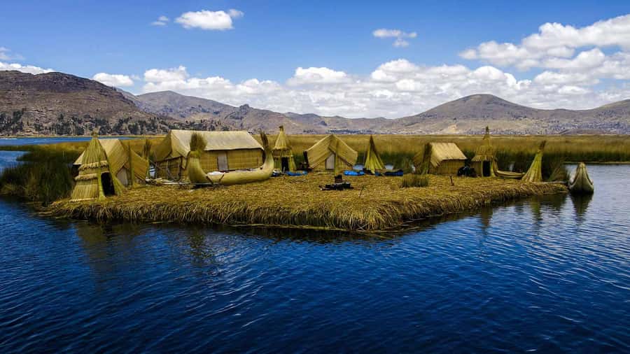Arequipa: Fullday Colca Canyon + Lunch + Transfer to Puno - Volcano views at 4,910 meters