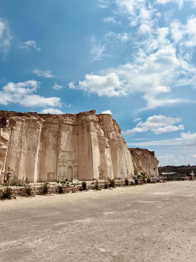 Arequipa: The White City Origins – Sillar Route Half Day - Añashuayco Quarry and the Stonecutters’ Work