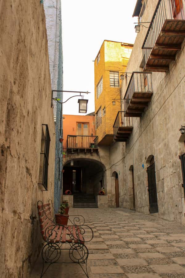 Arequipa: Walk through the Historic Center of the City - Key points at a glance