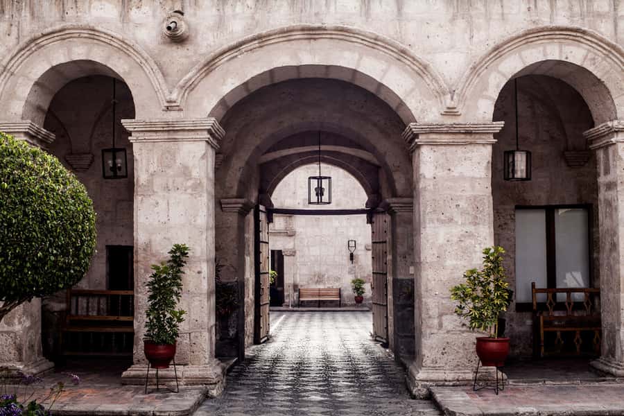 Arequipa: Walking Tour and Santa Catalina Monastery - Key points to know before booking