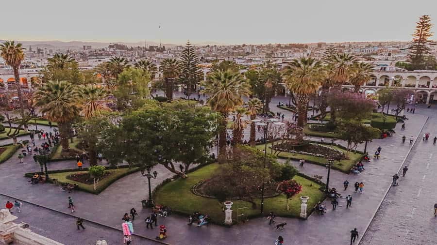 Arequipa: Walking Tour and Santa Catalina Monastery - Who should book this Arequipa tour?