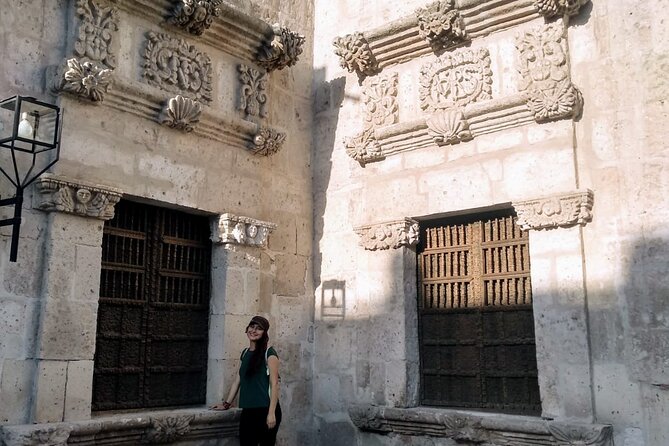 Arequipa Walking Tour city center and drinks experience - Guides, language, and the pace of the walk