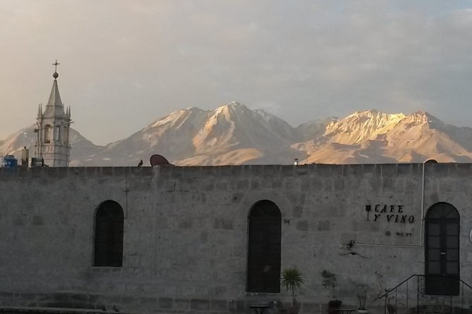 Arequipa Walking Tour city center and drinks experience - The UNESCO center and Arequipa’s volcanic-stone buildings