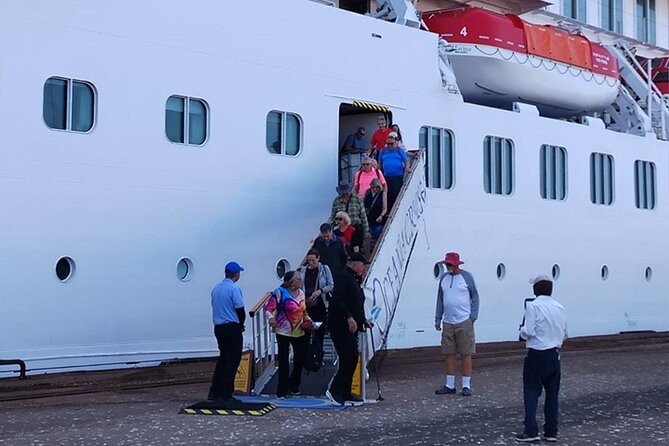 Ballestas Islands tour from Pisco CRUISESHIP TERMINAL - Paracas town and the optional extra sightseeing