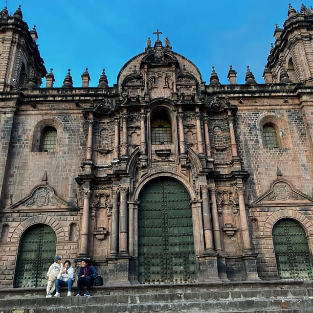 Camelid Center Visit in Cusco: Alpacas, Culture & Weaving - How this compares with a larger Cusco excursion