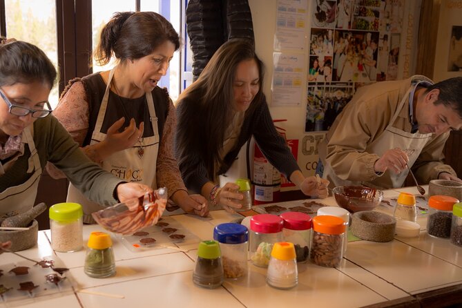 Chocolate Making Class "From the Cocoa Bean to the Bar" at Chocomuseo in Cusco - Making your own dark or milk chocolates