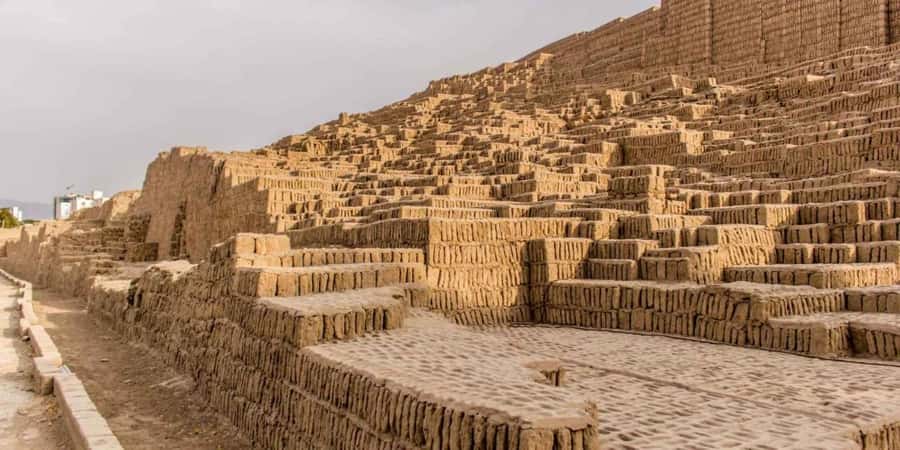 City Tour Colonial and Modern Lima Half Day Plus Ticket - Why this four-hour route works