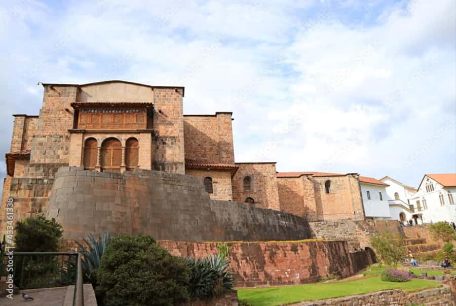 City Tour Cusco Qoricancha Sacsayhuaman y Tambomachay - Qenqo and the ceremonial side of Inca culture