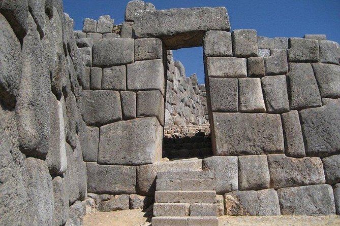 City Tour Cusco, Sacsayhuamán, Tambomachay, Catedral Cusco - Starting in Plaza de Armas and entering the Cathedral