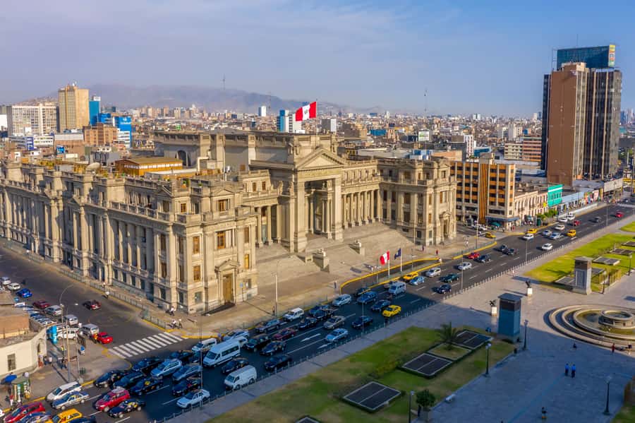 City Tour With Demonstration & Tasting of Pisco Sour - From Love Park to Larcomar: Lima Meets the Pacific