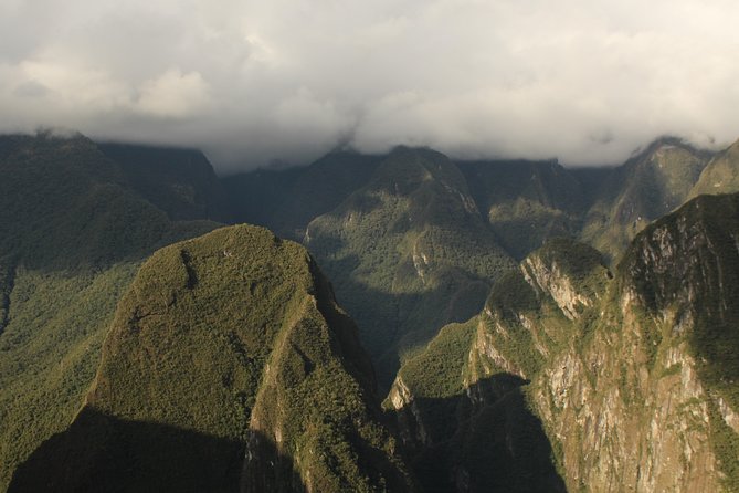 Classic Inca Trail Expedition to Machu Picchu 4D/3N - Day 3: Phuyupatamarca, Inti Pata, and Wiñay Wayna