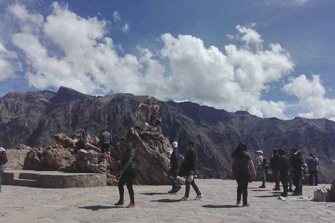 Colca Canyon Sightseeing Tour 2-Day 1-Night - Chivay, lunch, and the first afternoon