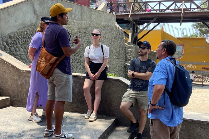 Colorful Barranco Tour and Street Art - Reading the Murals Along 28 de Julio Street