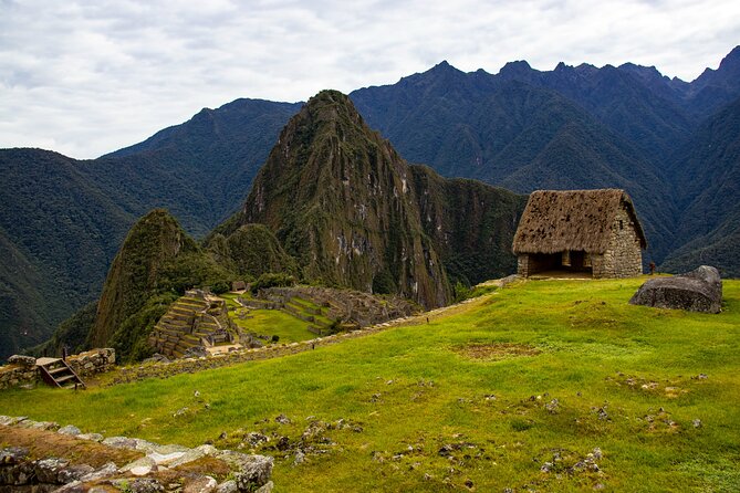Complete tour from Cusco to Machu Picchu by Train - The 4:00 to 5:30 a.m. start from Cusco