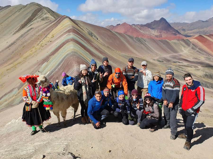 Cusco: #1 Rainbow Mountain & Red Valley Day Trip with Meals - What to pack for the mountain