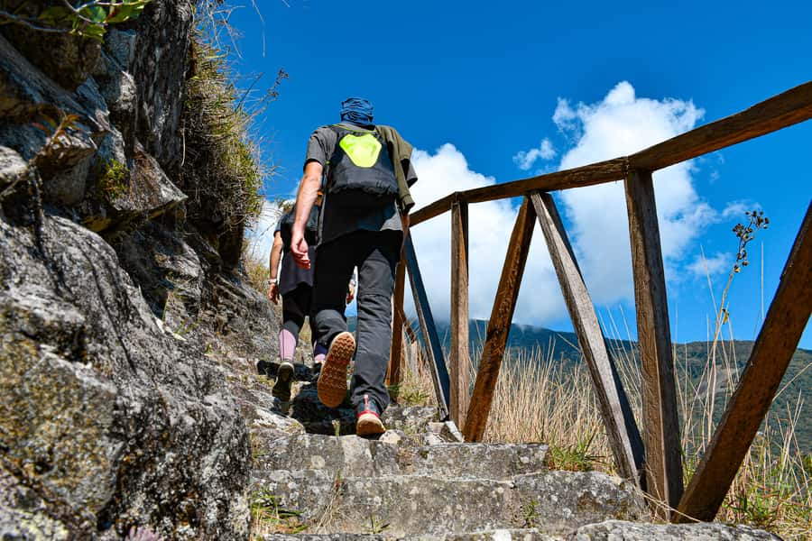 Cusco: 2-day Inca Trail to Machu Picchu - An early start from Cusco to Ollantaytambo