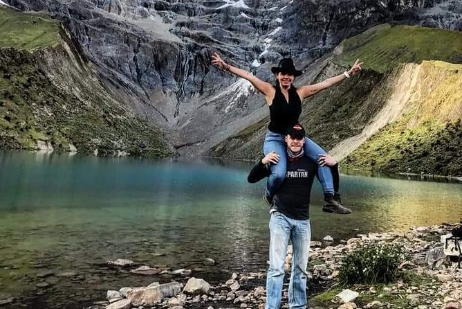 Cusco 3-Day Tour: Humantay Lake, Machu Picchu & Rainbow Mountain - Day Two: A Long Route to Machu Picchu