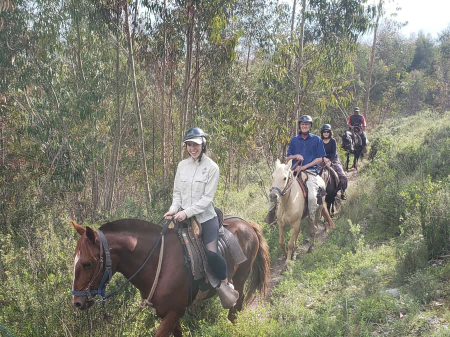 Cusco: 3-Hour Horse Riding Tour to the Temple of the Moon - Two hours on horseback through the Cusco hills