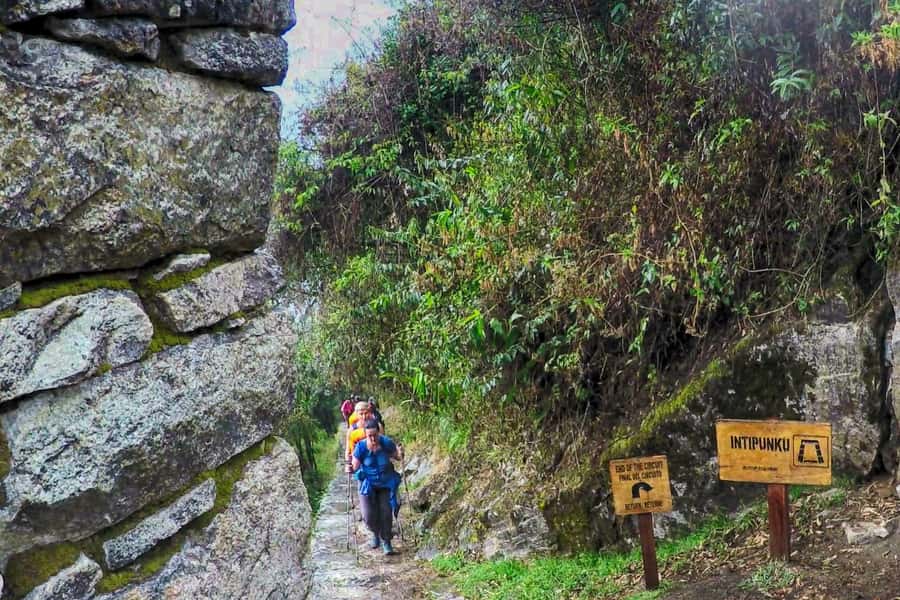 Cusco: 4-Day Inca Trail to Machu Picchu with Accommodation - Pispitayoc coffee and a morning with local life