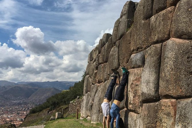 Cusco 4-Hour Private Tour Including Sacsayhuaman and Qenqo - The optional textile factory stop